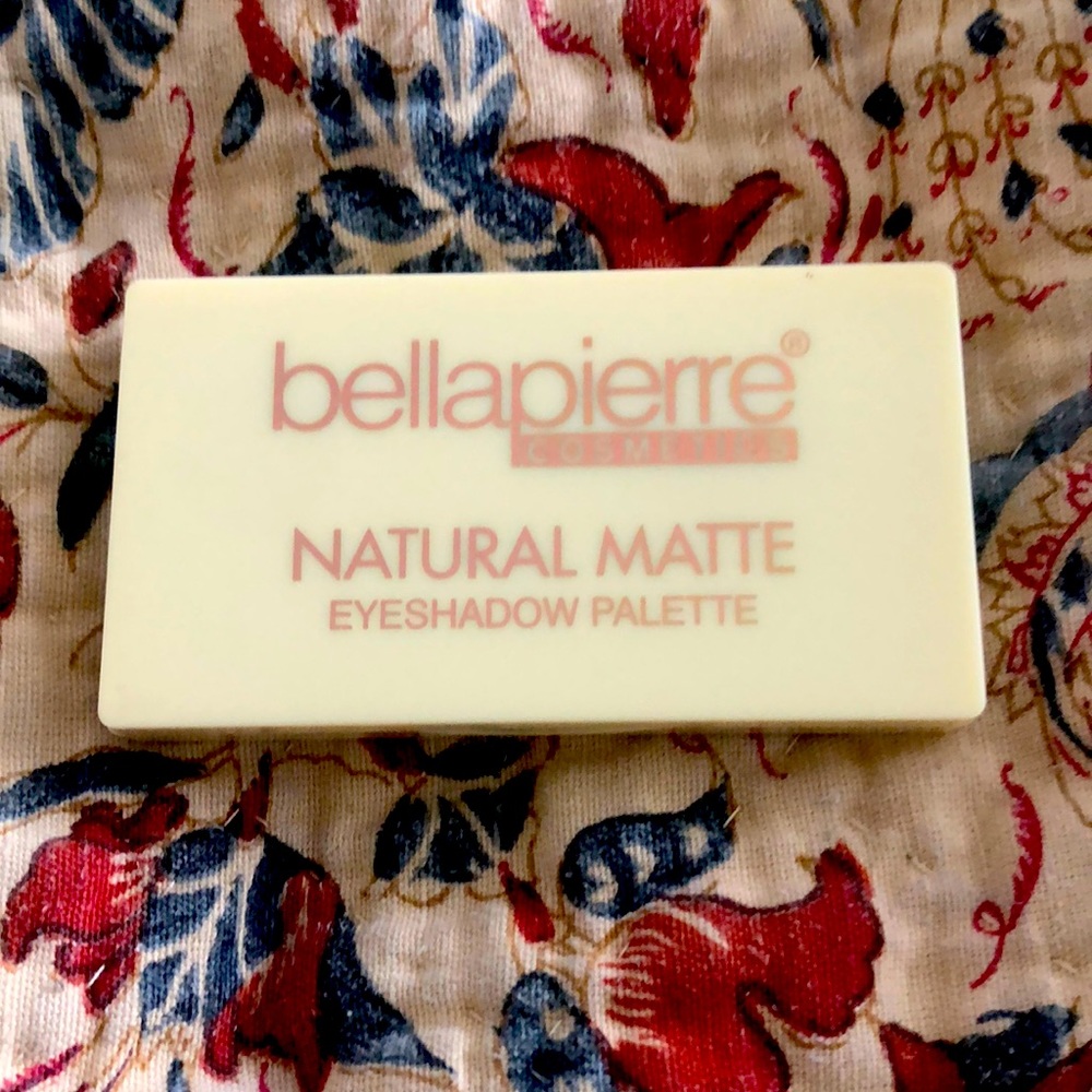 New USA Bellapierre Natural Matte 4 Eyeshadow palette ivory brown neutral shades